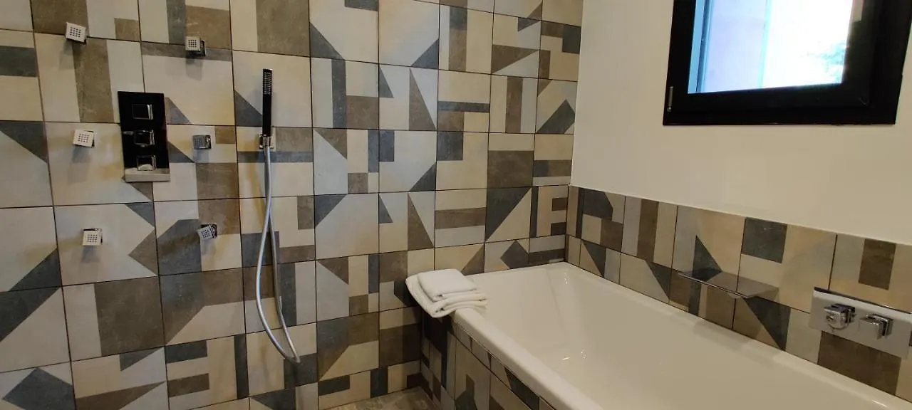 Mas Des Buscades Bed & Breakfast Cabris