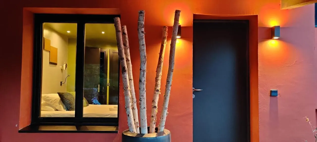 Mas Des Buscades Bed & Breakfast Cabris 0*,  France