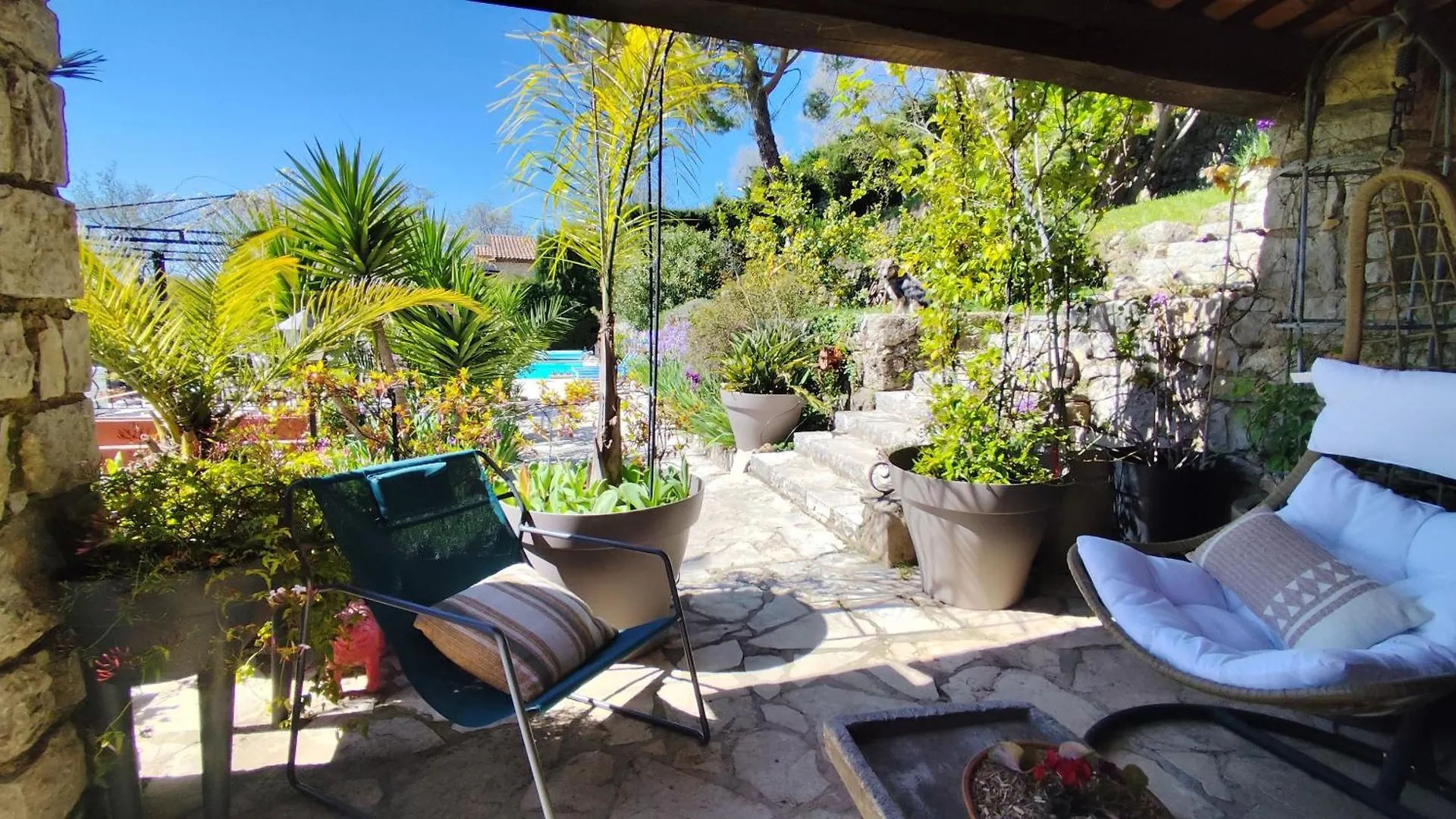 Mas Des Buscades Bed & Breakfast Cabris