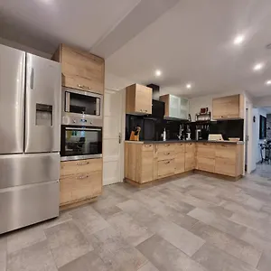 Flora Superior Apartment