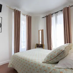 *** Hotel Ideal Frankreich
