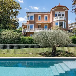 https://villa-elisa-m.hotels-rhonealpes.com