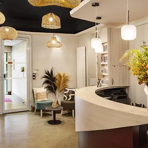 https://le-grand-hotel-lille.lillehotels.org