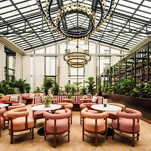https://le-jardin-de-verre-by-locke.fr-paris.fr